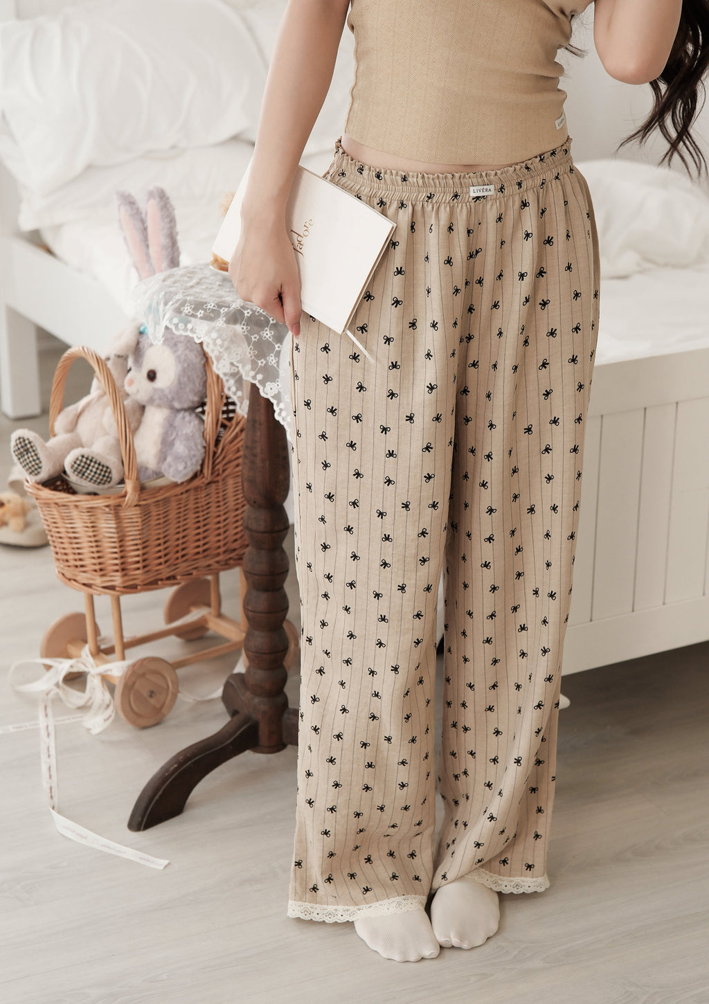 Daisy Top - Beige